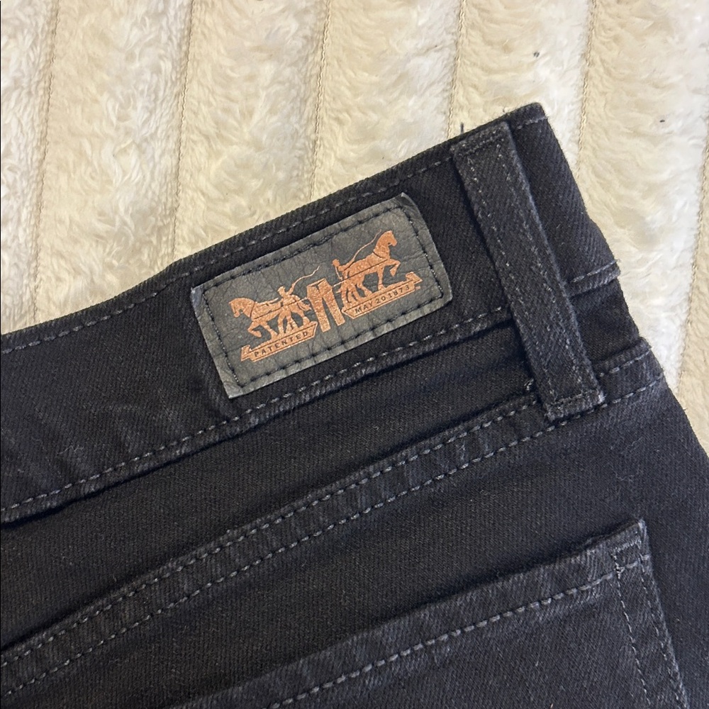 Women’s Levi’s 524 Too Superlow Skinny Jeans - Picture 13 of 16